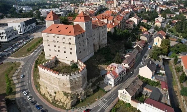 HCL TECHNOLOGIES CZECH REPUBLIC s.r.o. HCL TECHNOLOGIES CZECH REPUBLIC s.r.o.