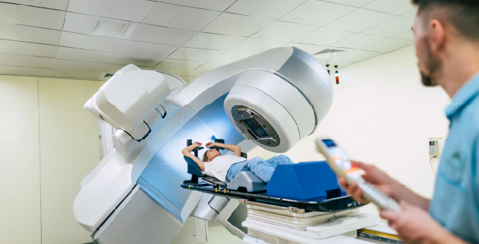 Hypervisor virtualization in medical device software 