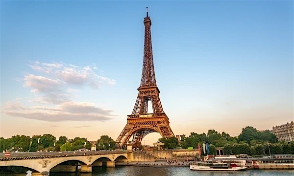 Strengthening the employee experience while reconciling security and sustainable transformation Strengthening the employee experience while reconciling security and sustainable transformation