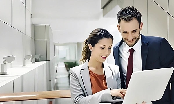 sr-technics-partners-hcltech-digitally-transform-business