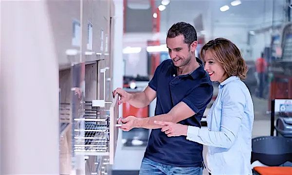 Reimagine shopping experience with in-store analytics