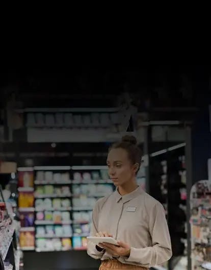 Redefining Instore Experience with Data Driven Transformation Redefining Instore Experience with Data Driven Transformation