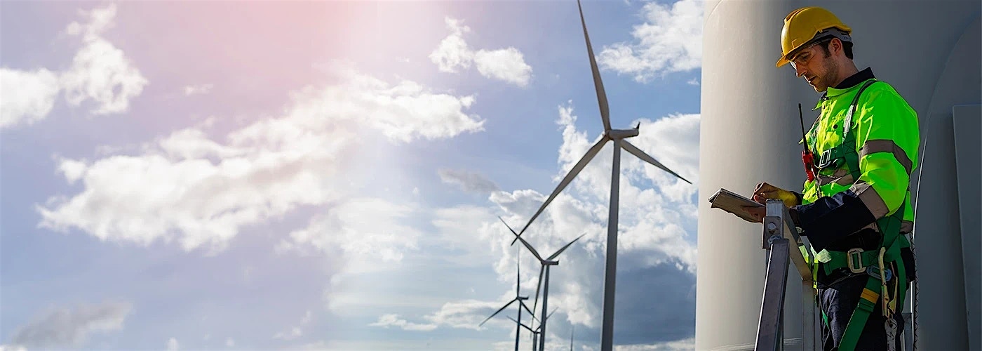 Reducing asset downtime and lowering operational costs for a leading sustainable energy solutions provider Reducing asset downtime and lowering operational costs for a leading sustainable energy solutions provider