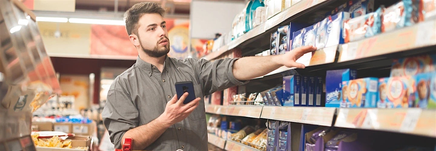 Accelerating Data Analytics in the Cloud with Snowflake Accelerating Data Analytics in the Cloud with Snowflake