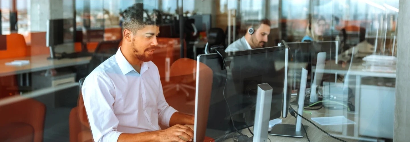 Boosting CX with robust service desk capabilities Boosting CX with robust service desk capabilities