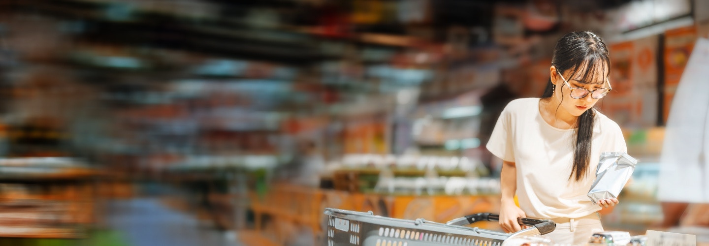 Redefining Customer Experience Through Intelligent Cloud Integration Redefining Customer Experience Through Intelligent Cloud Integration