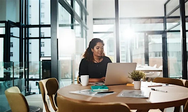 Global software company reimagines their employee experience with service desk hyper-automation