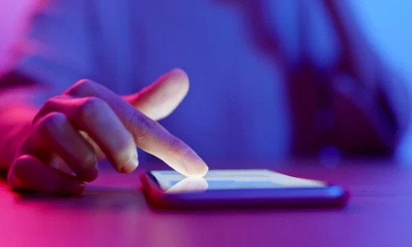 Delighting an American mobile phone provider with seamless CX