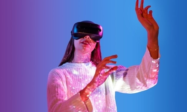 Accelerated time-to-market with high product quality for VR device