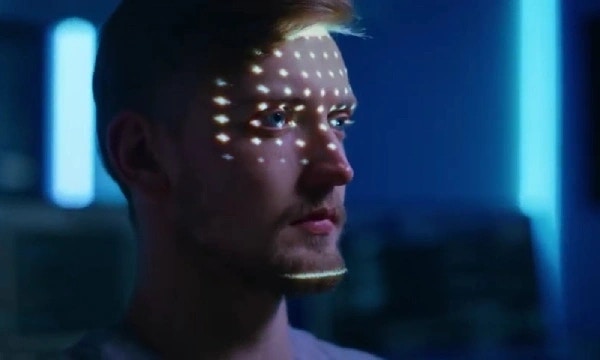 企業ネットワークと通信ネットワーク：デジタルコンバージェンスの新時代