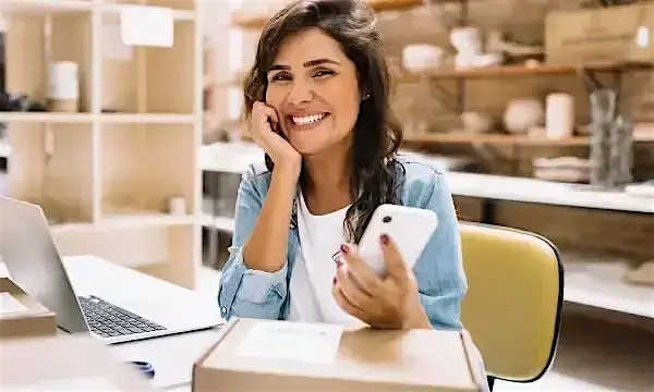 Leveraging Digital Solutions to Deliver Best-in-Class Business Outcomes Leveraging Digital Solutions to Deliver Best-in-Class Business Outcomes