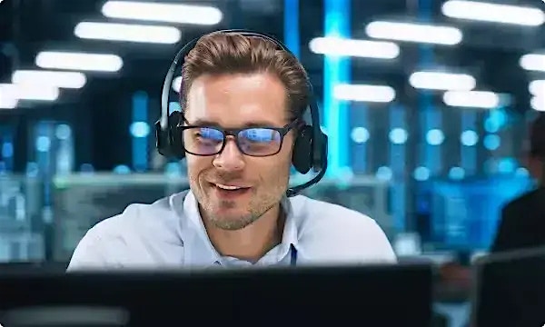 IT Enablement and Service Desk IT Enablement and Service Desk