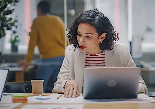 AWS Services Expertise AWS Services Expertise