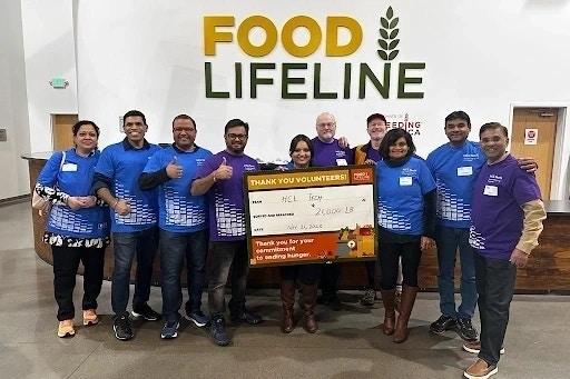 Serving those in need on Thanksgiving Day Serving those in need on Thanksgiving Day