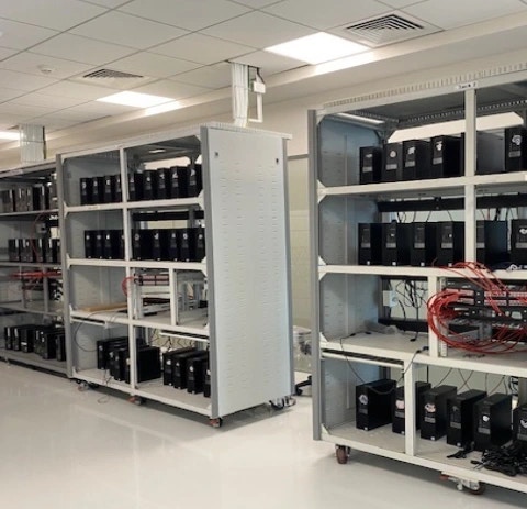 シリコン検証ラボ