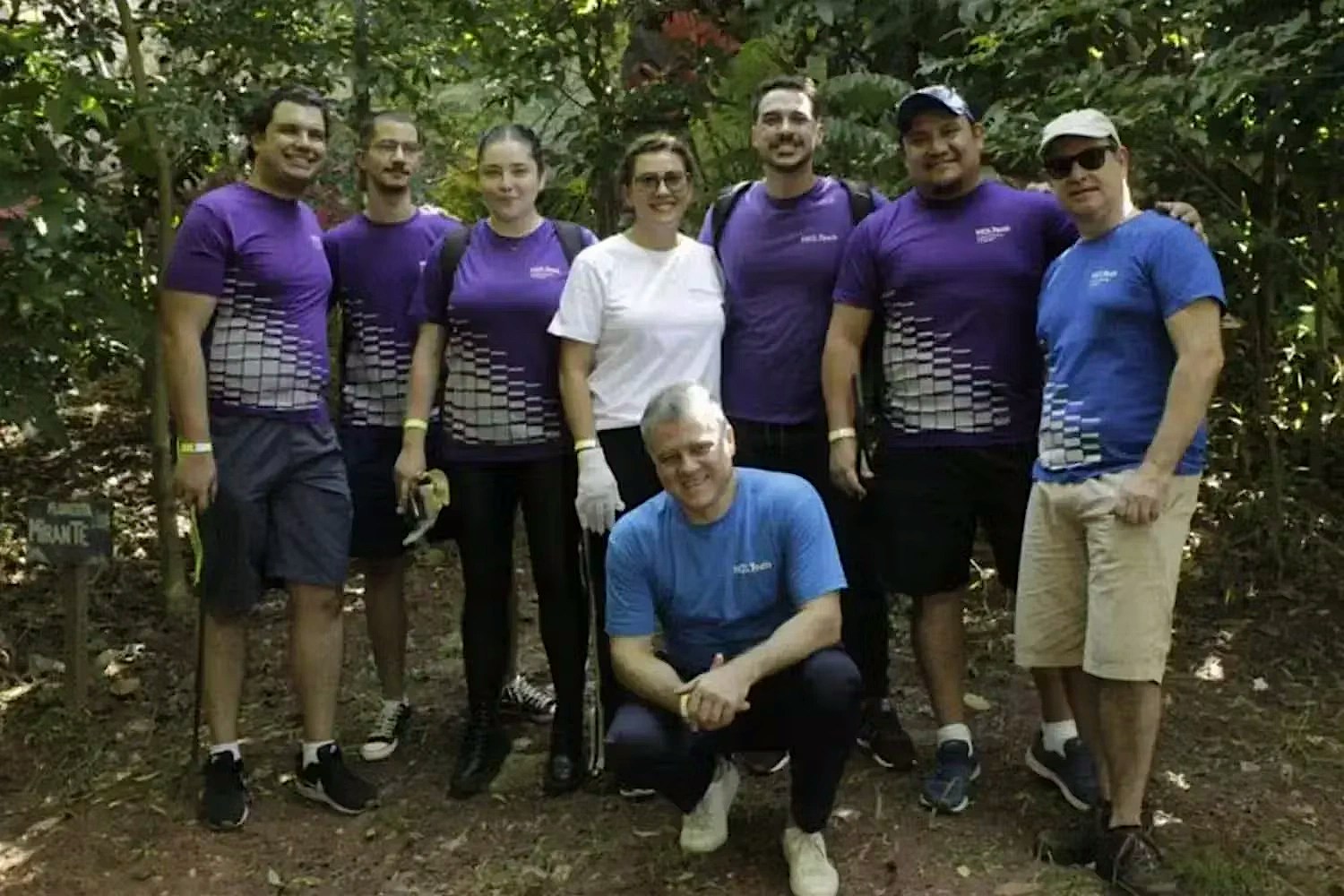 Voluntários da HCLTech atuam no reflorestamento em São Paulo Voluntários da HCLTech atuam no reflorestamento em São Paulo