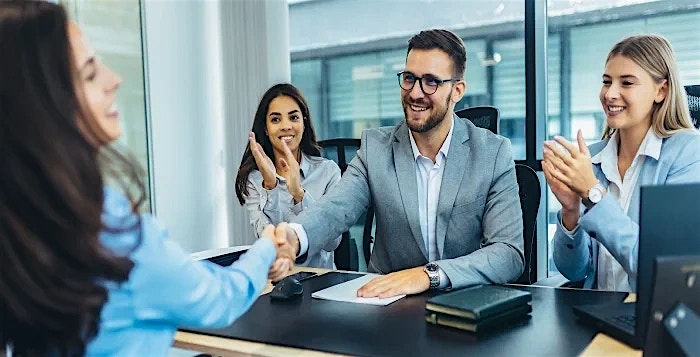 Revolutionizing HR operations for business growth  Revolutionizing HR operations for business growth