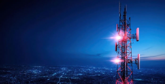 AI-powered dynamic plan builder: A solution to reduce customer churn in telecom