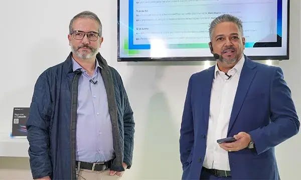 The New Era of Voice in Digital Customer Service The New Era of Voice in Digital Customer Service
