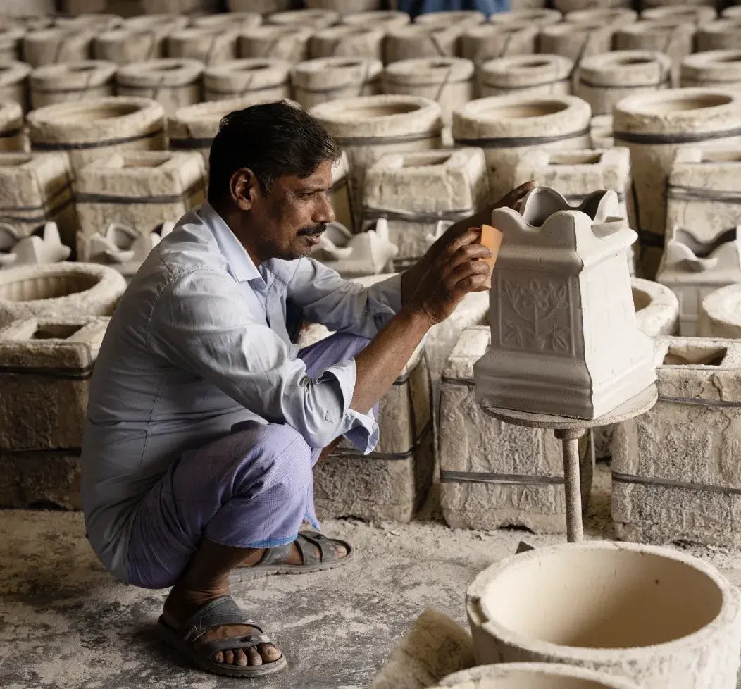 A pottery artisan from Khurja cluster
