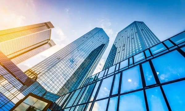 Future-proofing financial services through application modernization