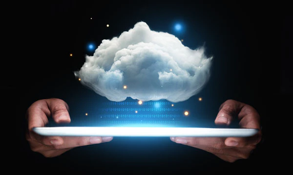 HCLTech Launches Advantage Analytics, AI-driven Business Intelligence solution driven by Snowflake Data Cloud HCLTech introduces AI-based business intelligence solution, HCLTech Advantage Analytics, leveraging Snowflake's Data Cloud for real-time, actionable insights.