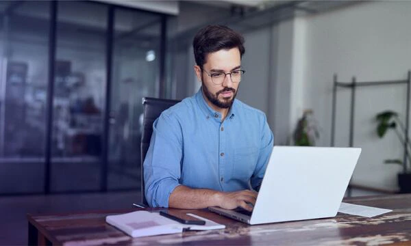 How does unified service management differ from traditional ITSM