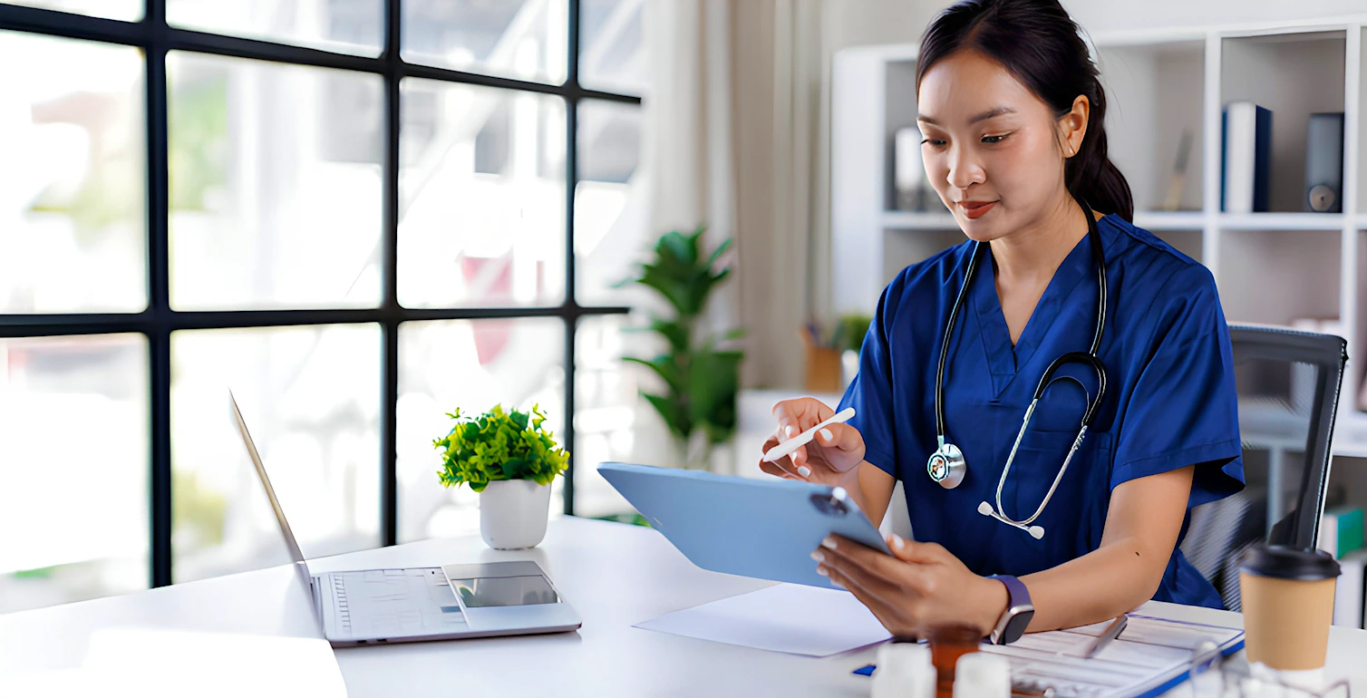 Accelerating clinical evaluation in healthcare and life sciences: How AI is eliminating manual inefficiencies Accelerating clinical evaluation in healthcare and life sciences: How AI is eliminating manual inefficiencies