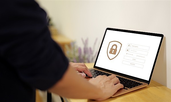 U.S. government announces new cybersecurity strategy U.S. government announces new cybersecurity strategy