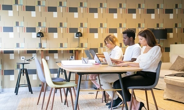 The agile frontier and product operating model: How GenAI is causing a stir The agile frontier and product operating model: How GenAI is causing a stir