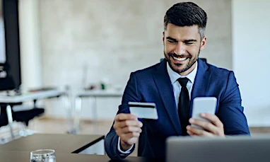 Comment les services TI stimulent la montée des partenariats entre banques et fintechs