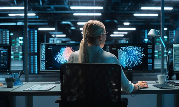 Sentient logistics: Building supply chains that sense, decide and act
